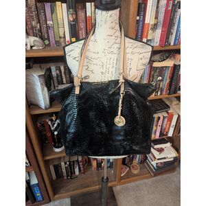 Michael Kors Black Patent Embossed Python Jet Set Tote 4MK124 Preowned